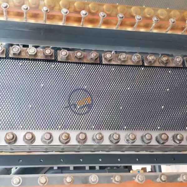 Titanium anode mesh for electrolyzing seawater to chlorine